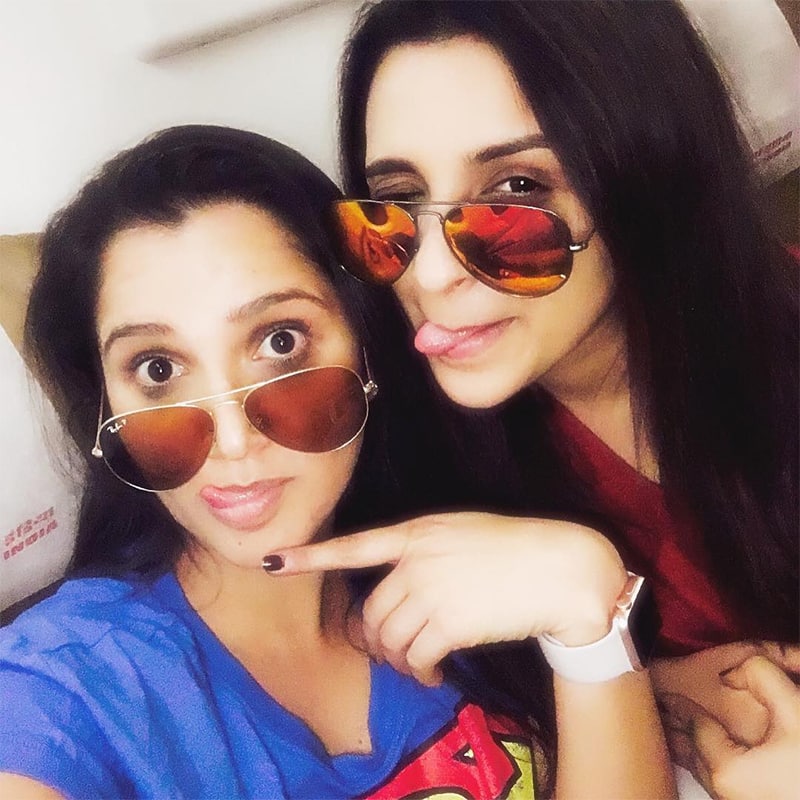 Sania Mirza :- Goaaaa  mini vacay this one @parineetichopra .. ( ok ok and some work too) -instagram