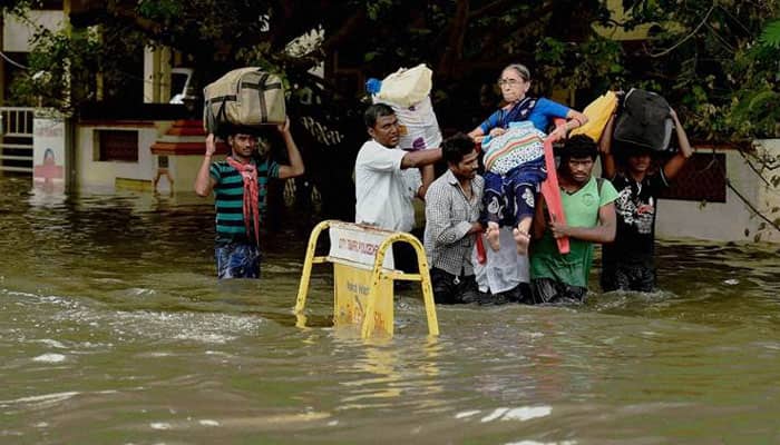 Army, Navy out in Chennai as heavy rains batter Tamil Nadu, MeT predicts more downpour for next 4 days 