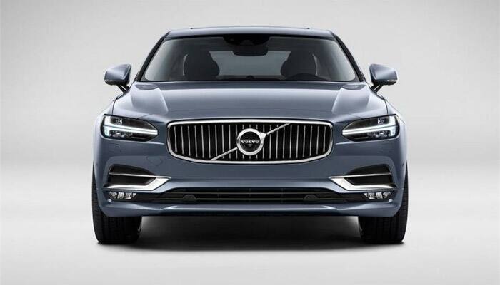 Volvo rolls out new sedan S90