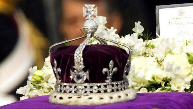 Can a Pakistani achieve what India couldn&#039;t? Dislodge Kohinoor from Queen&#039;s crown!
