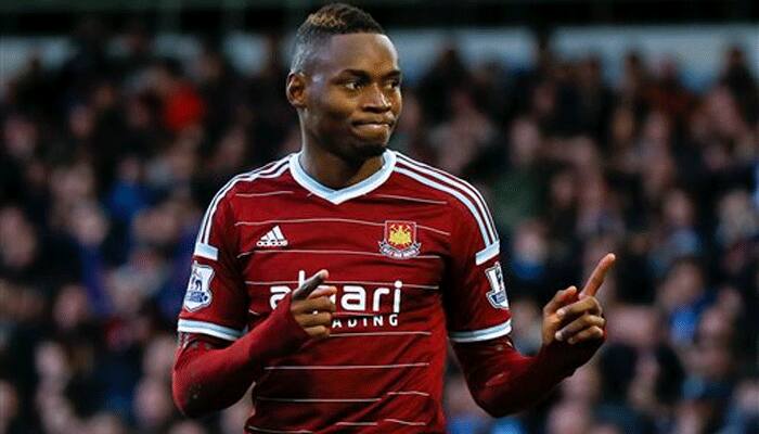 West Ham&#039;s striker Diafra Sakho to have surgery, out for three months