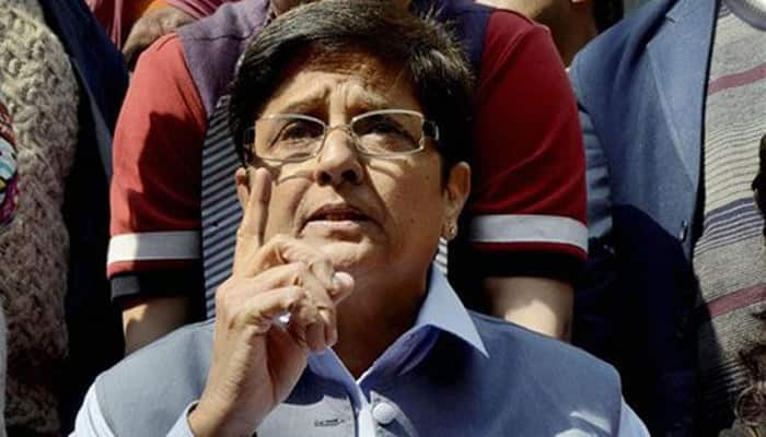 Kiran Bedi backs AAP-led Delhi govt&#039;s formula to curb pollution