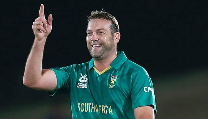 Adam Gilchrist, Jacques Kallis fetch top price at the MCL Players&#039; Auction