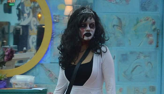 Bigg Boss- Day 59: Mandana pushes Kishwer during task; Gisele picks a fight with Rochelle, Priya 