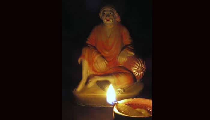 Miracle! Water flows automatically from one of Sai Baba’s idols in Shirdi 