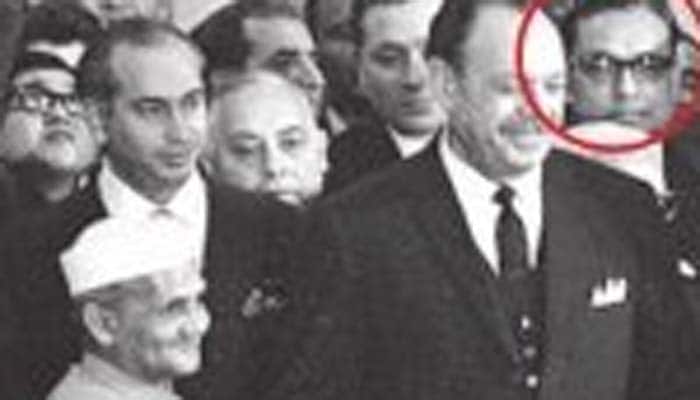 Netaji Subhas Chandra Bose was alive in 1966, met ex-PM Lal Bahadur Shastri in Tashkent?
