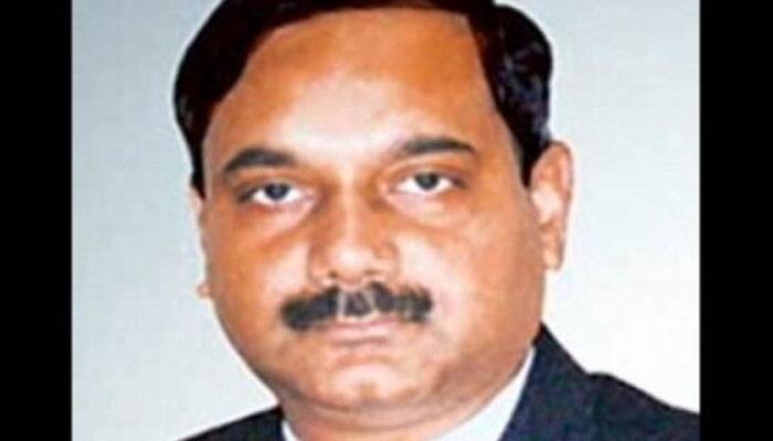 Undeterred by the political slugfest, CBI continues to grill Rajendra Kumar