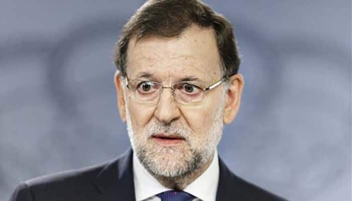 Spain PM Mariano Rajoy punched in face – Watch video