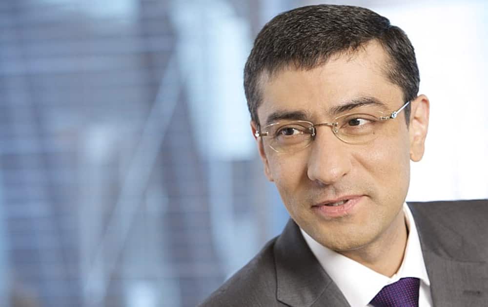 Rajeev Suri is the CEO of Nokia. Before this, he was the CEO of Nokia Solutions and Networks since 2009 and held various positions in Nokia since 1995.