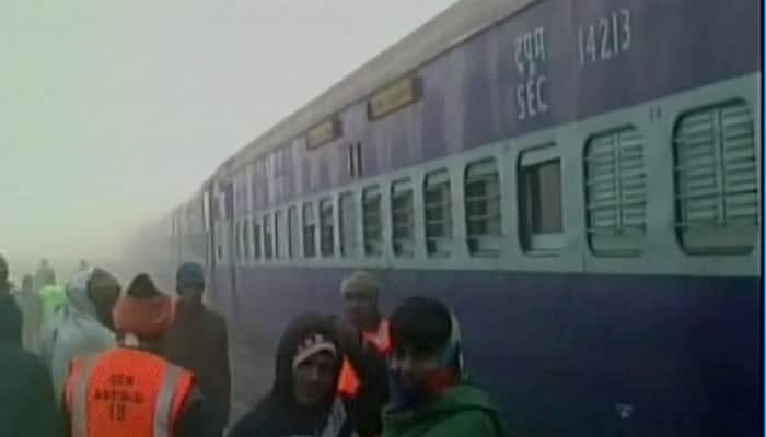 Seven coaches of Katihar-Amritsar Amrapali Express derail in Bihar&#039;s Khagaria