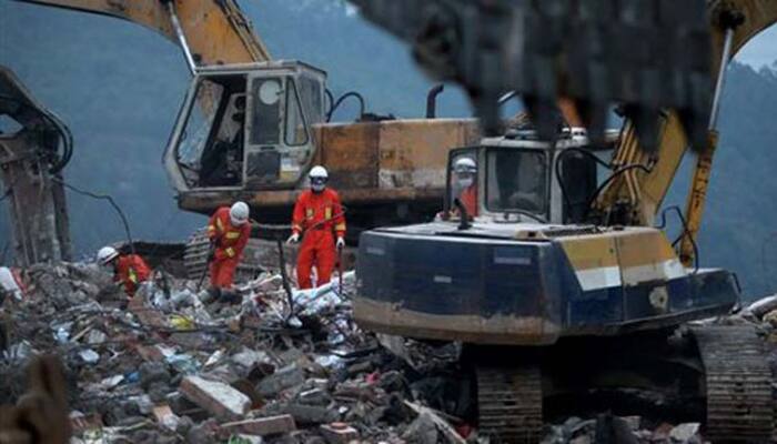 One China landslide survivors dies