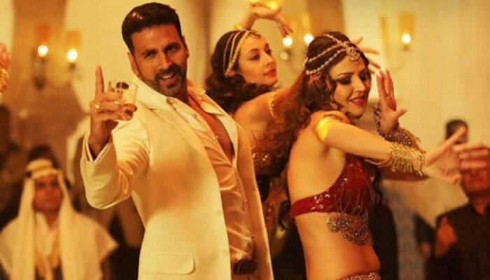 Watch: Akshay Kumar grooves to &#039;De Di&#039; song from &#039;Airlift&#039;!