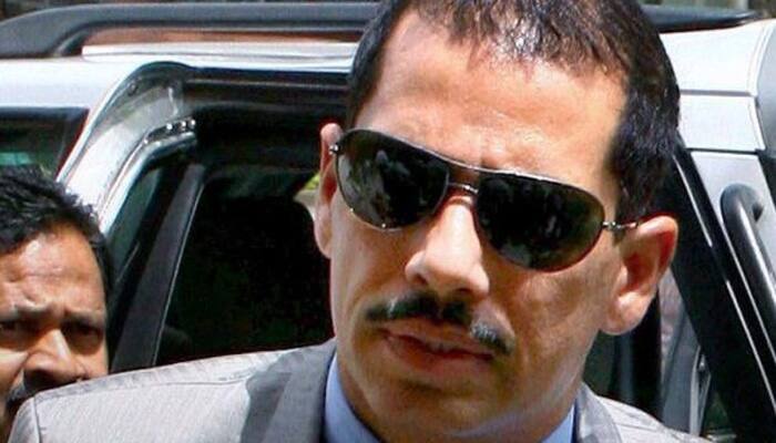 Robert Vadra slams Kejriwal govt&#039;s &#039;Odd-even&#039; blueprint, calls it complete hypocrisy