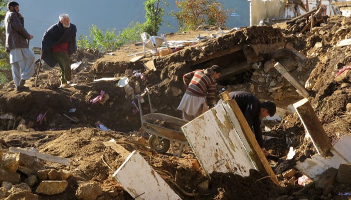 Late-night quake leaves 89 injured in Pakistan