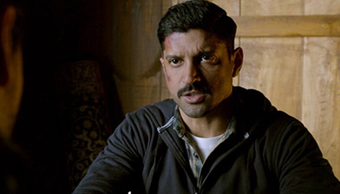 Farhan Akhtar reacts on &#039;love-making&#039; scene cut in &#039;Wazir&#039;