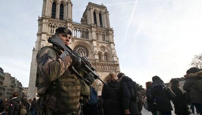 Paris aims for subdued New Year celebrations after November attacks 