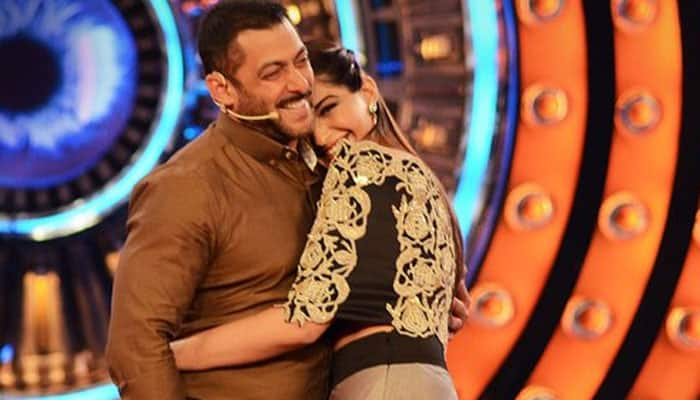 Bigg Boss 9: Salman Khan takes Prince Narula&#039;s class- Weekend Special!