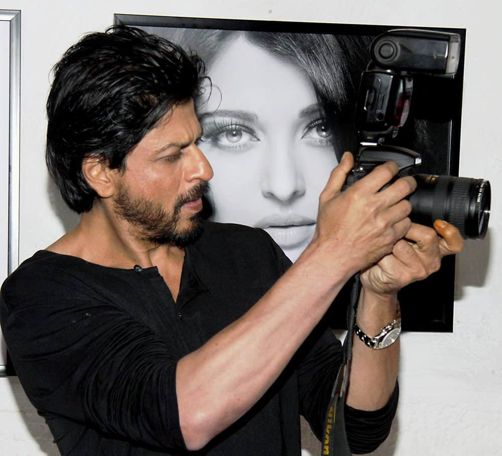 Bollywood actor Shahrukh Khan during annual calendar launch of Fashion Photographer Dabboo Ratnani in Mumbai.