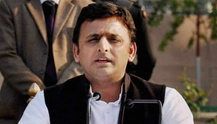 Is Akhilesh Yadav in control of Uttar Pradesh govt?