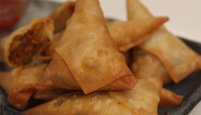 Luxury tax makes samosa, kachouri dearer in Bihar