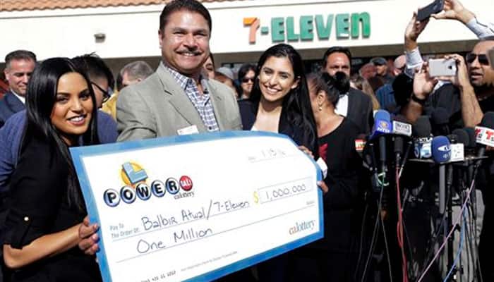 Indian-American gets $1 mn for selling record jackpot ticket
