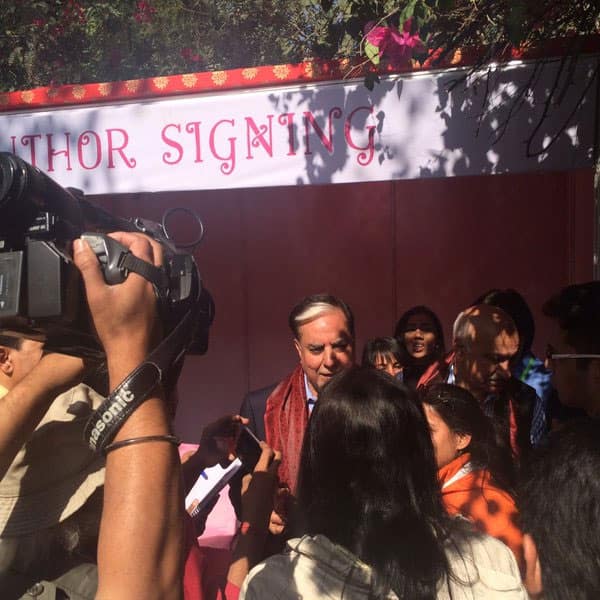 So much love and affection showered by everyone at #ZEEJLF! #TheZFactor - Twitter@_SubhashChandra