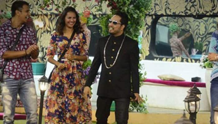 Bigg Boss 9: Housemates win the &#039;ticket to Bigg Boss cinema&#039;, Mika Singh fills the house with joy!