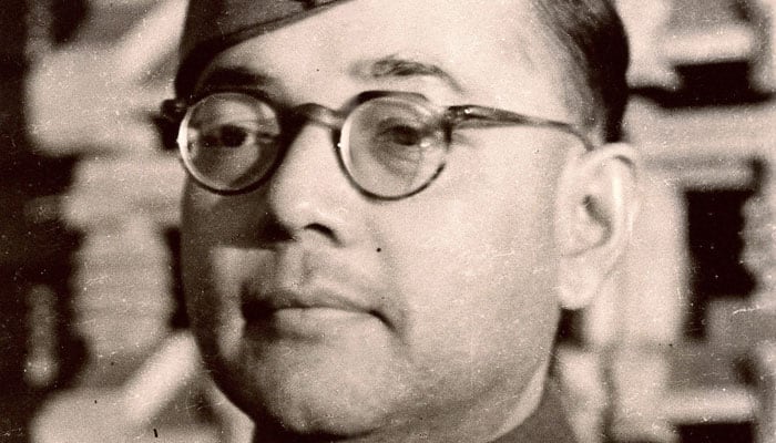 Rahul Gandhi describes Netaji as man of extraordinary courage