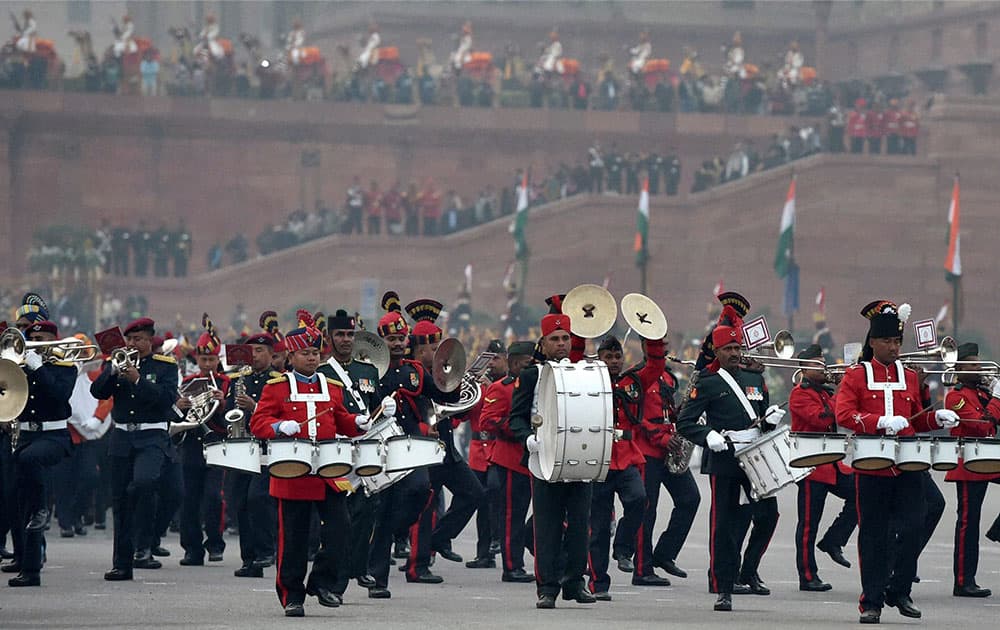 Tri-services band perform during the full dress rehearsal for the Beating Retreat ceremony, in New Delhi.