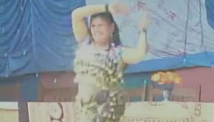 WATCH: Inmates rewarded for good behaviour with &#039;Nagin dance&#039; show in jail - here&#039;s video