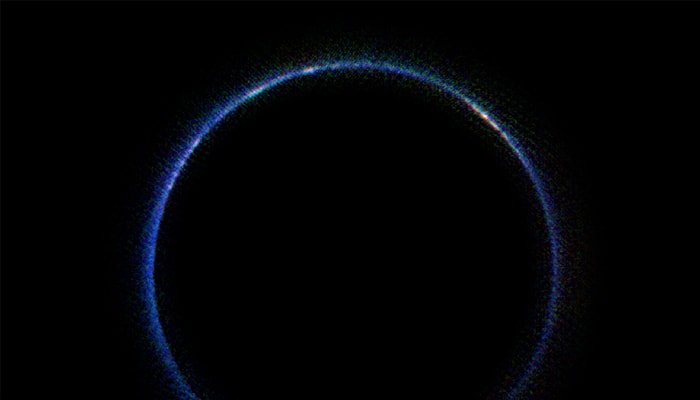 See pic: Pluto&#039;s blue atmosphere in infrared wavelength
