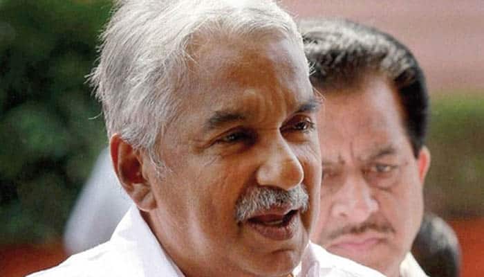 Relief for Oommen Chandy, HC puts on hold order to file FIR