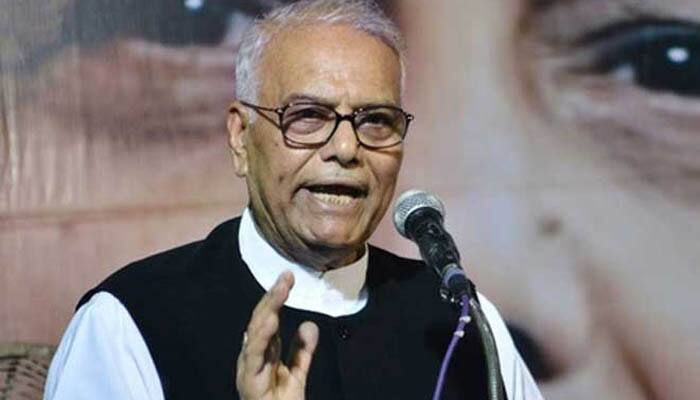 Modi govt may meet same fate as that of Indira Gandhi&#039;s: Yashwant Sinha