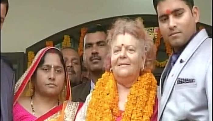US woman travels to UP for her &#039;Facebook son&#039;s&#039; marriage in Gorakhpur  