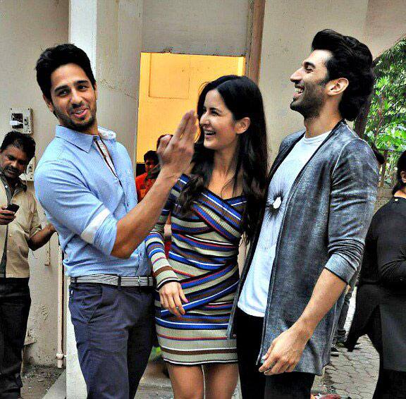 Is there a better looking trio in Bollywood? #KatrinaKaif #AdityaRoyKapur #SidharthMalhotra -twitter‏@KatrinaKaifFB