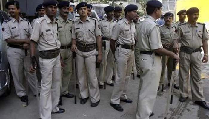 Clash between two communities in Delhi&#039;s Bharat Nagar: Heavy police force deployed
