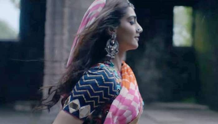 This is what Sonam Kapoor has to say about 'Coldplay' video!
