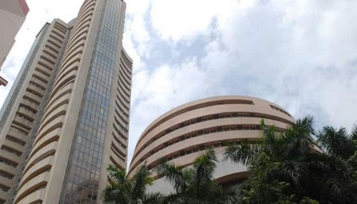 Sensex reverses trend, slips 18 points after RBI status quo Sensex reverses trend, slips 18 points after RBI status quo