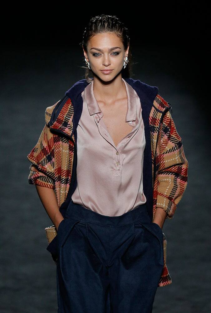 A model wears a creation by designer TCN during the 080 Barcelona fashion show.