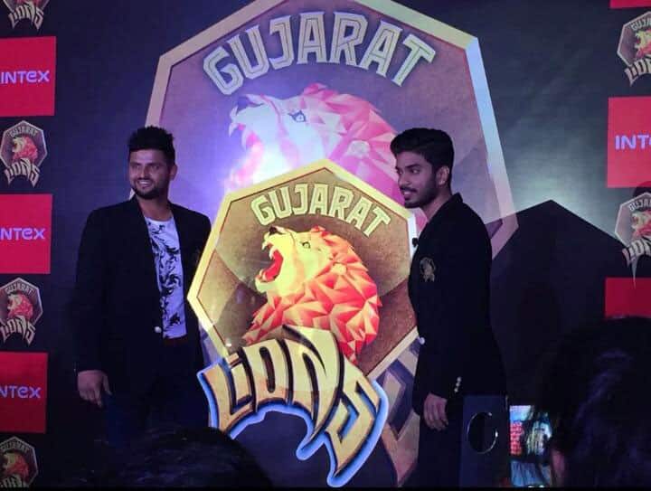 Gujarat Lions Rajkot :- @ImRaina revealed our team Logo with @KeshavBansal08 at an event(New Delhi) #IPL9 #GujaratLions -twitter