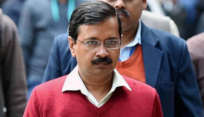 Arvind Kejriwal offers Rs 551 crore loan to municipal bodies; workers continue strike