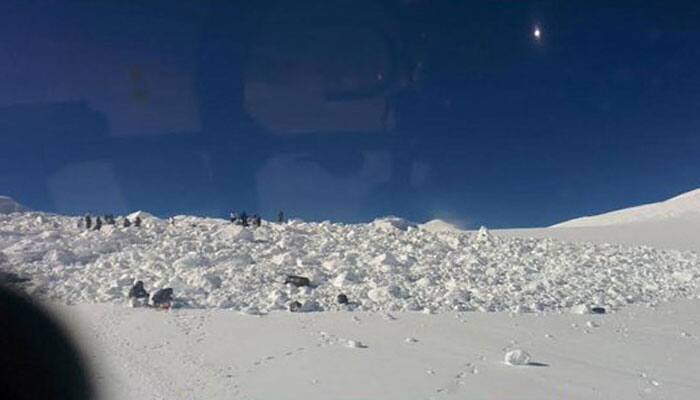 Siachen avalanche: Chances of finding 10 missing soldiers very remote, says Defence Ministry