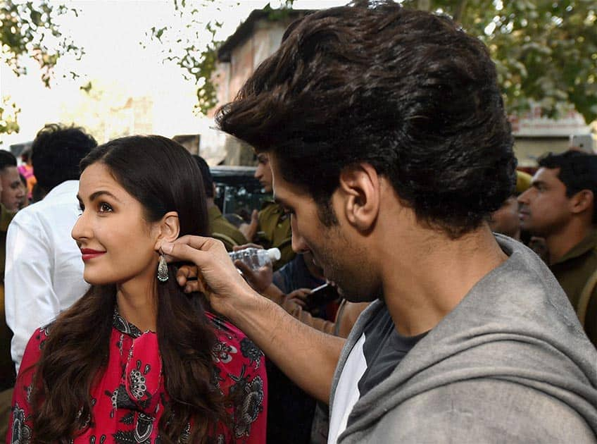 Actors Katrina Kaif and Aditya Kapur promote their upcoming film Fitoor at Janpath Market in New Delhi.