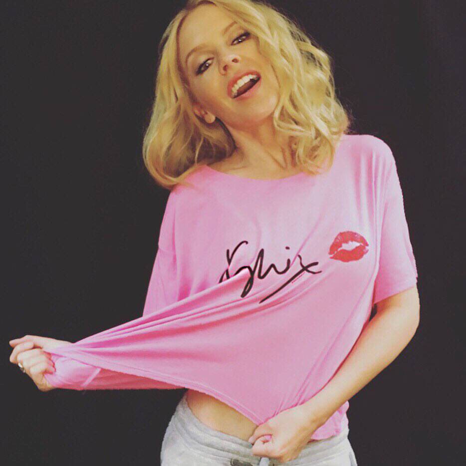 kylie minogue ‏:- New Merch for Valentines!!! Pre-order at http://shop.kylie.com  and get a free #KYLIE wristband! -twitter