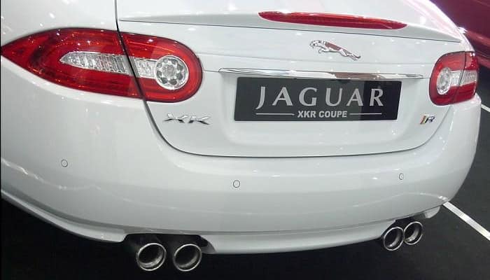 CSE slams Jaguar and Land Rover; calls comment about its cars &#039;emitting air cleaner than Delhi air&#039; irresponsible