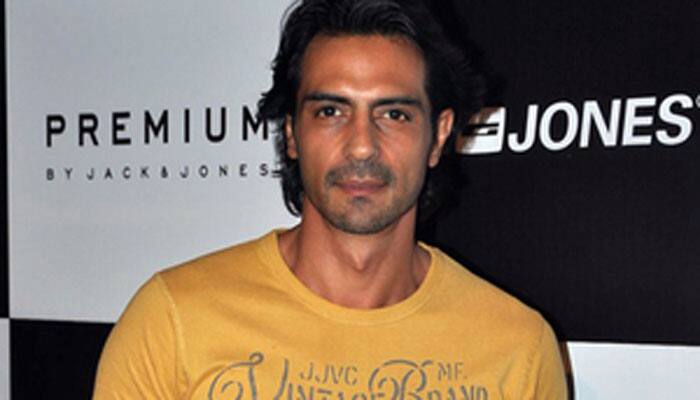 Impressed Arjun Rampal goes all praises for &#039;Fitoor&#039;