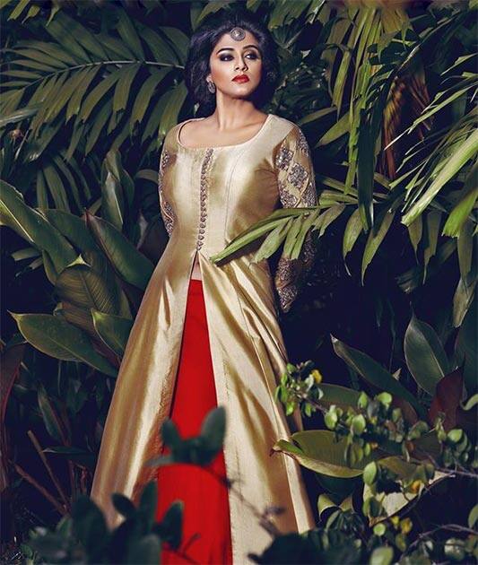 HQ photo of @priyamani6 frm FWD MAGZINE Twitter@priyamani6