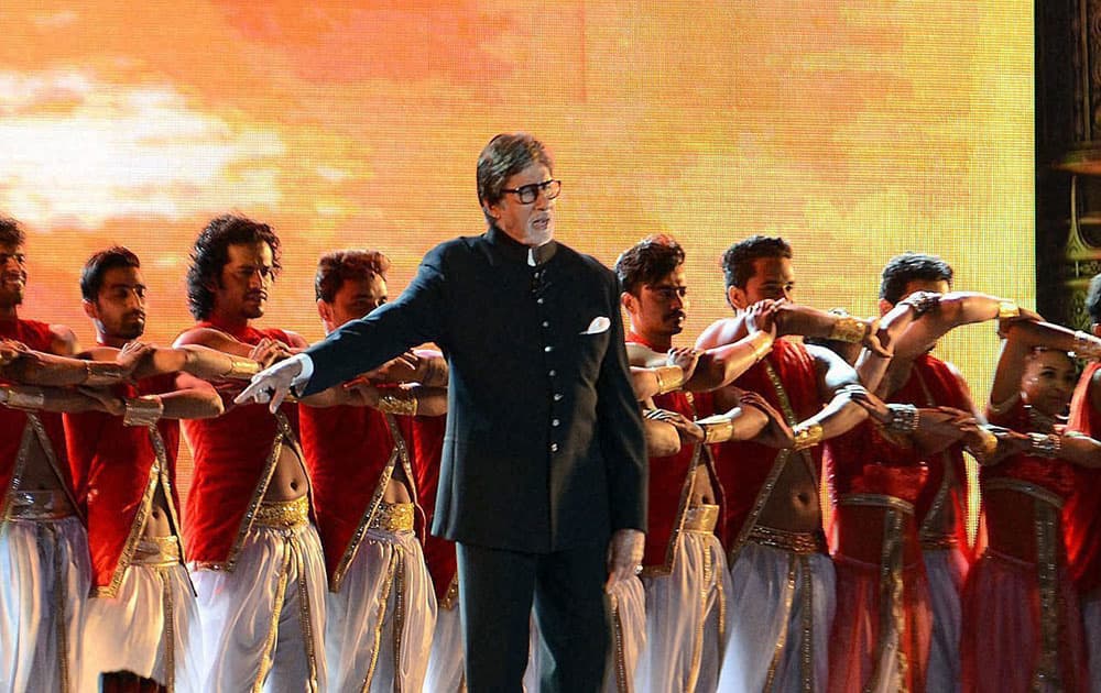 Megastar Amitabh Bachchan perform at a cultural event Maharashtra Night during the Make In India week in Mumbai.