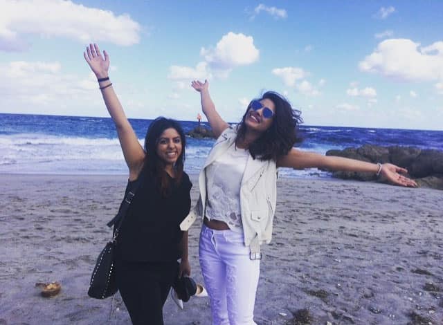 Jennifer Din ‏:- Basking in 5 minutes of beach time @priyankachopra #Miami #soakingitin #Backtothecoldsoon -instagram