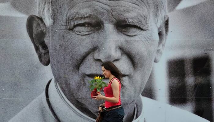 Pope John Paul II was in &#039;intense&#039; relationship with a married woman philosopher?